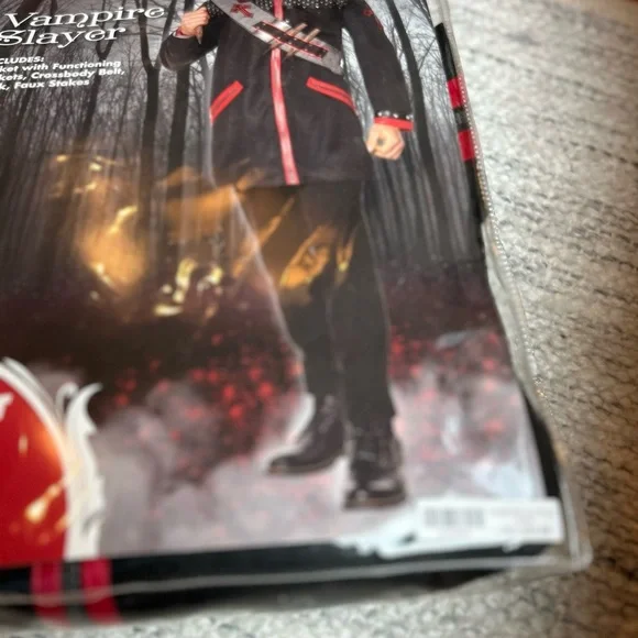 NWOT Adult Mens Vampire Costume L - Picture 3 of 8